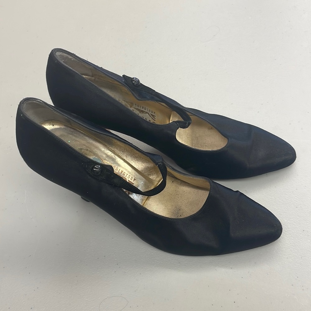 Used Ferragamo heels